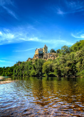 Fototapeta na wymiar Chateau de Montfort by the River Dordogne