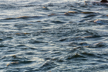 la mer bouge