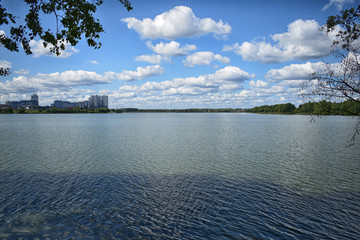 Obraz premium lake and sky