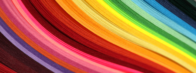 Horizontale abstracte levendige kleur Golf regenboog strip papier achtergrond.