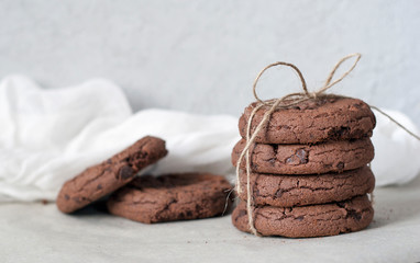 brownie cookies with chocolate chips - obrazy, fototapety, plakaty