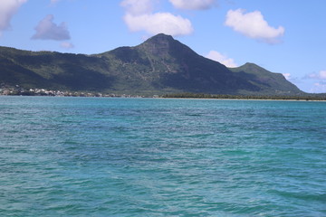 Coast of Mauritius from the sea 
