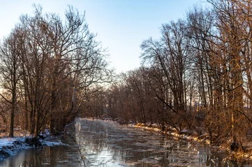 Foto auf Leinwand Winter River Reflections © Tom Ramsey