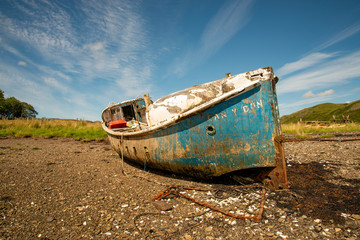 Fototapeta na wymiar Abandoned lifeboat