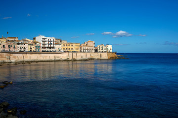Fototapeta na wymiar Island of Ortigia, oldest part of the beautiful baroque city of Syracuse in Sicily, Italy