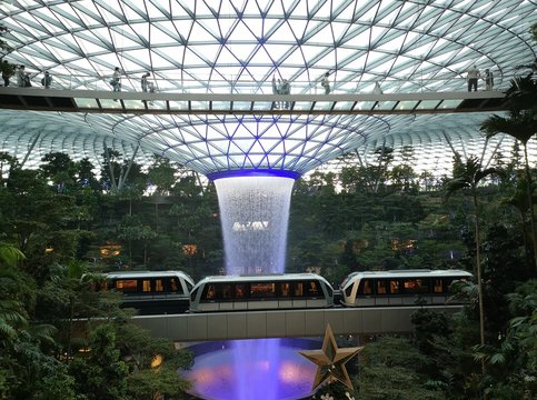 jewel singapore changi airport fountain