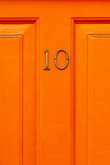 Bright and cheerful house number 10 