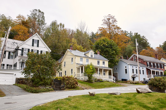 Residential Neighborhood With Historic Homes On A Fall Day In The New England Town Of Woodstock, Vermont