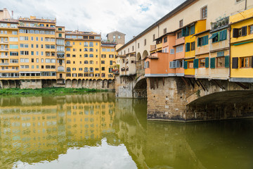 Fototapeta na wymiar Anciant bridge Ponte Vecchio in Florence. Italy.