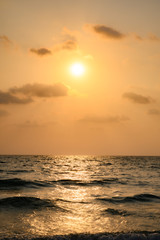 Obraz premium Beautiful sunset above sea.