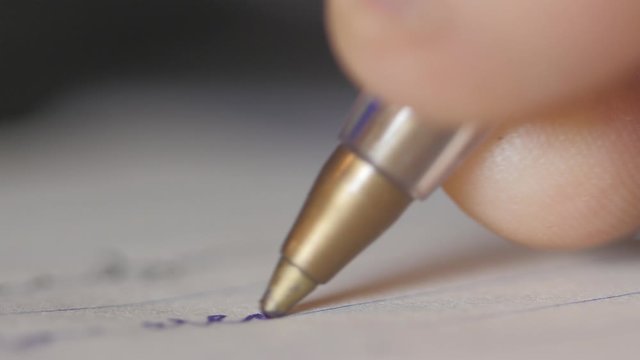 Writing with a pen macro 4k