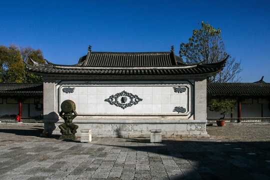 mu fu in lijiang,china