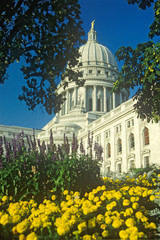 Fototapeta na wymiar State Capitol of Wisconsin, Madison