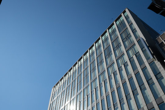 121 最適な 低層ビル 画像 ストック写真 ベクター Adobe Stock