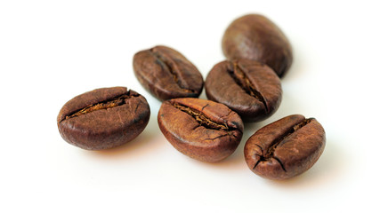 Fototapeta premium coffee beans in the detail close up