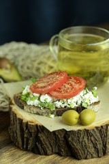 sandwich burger tomatoes dinner meal lunch 