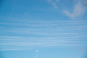 Fototapeta premium 青空と筋雲