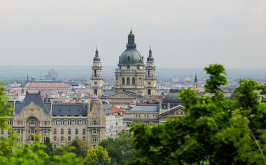Fototapeta na wymiar Hungarian Parliament view over Dunai