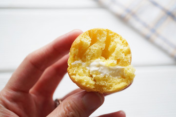 クリームチーズ入りカステラ