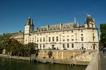 Fototapeta na wymiar Castle in paris france