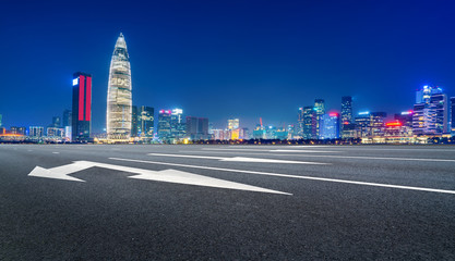 Fototapeta na wymiar Urban road and Shenzhen architecture landscape skyline..