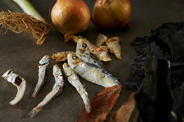 Scallion, onion, dried fish, kelp and dry bonito 