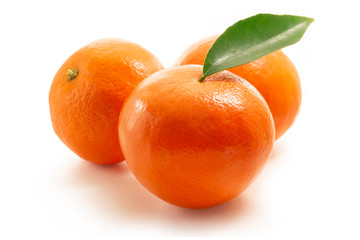 Mandarines with leaf isolated