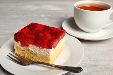 Strawberry Jelly Cake