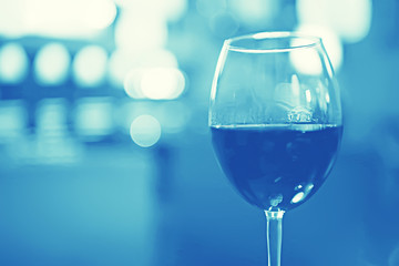 wine restaurant serving romance / beautiful concept alcohol glass, holiday dinner in a cafe