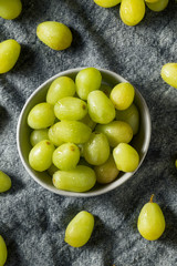 Organic Raw Green Grapes