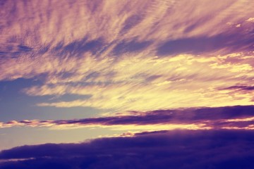 Obraz premium The clouds. Sun rays. Evening sky. Atmosphere. Sunset. Dawn. Beautiful sky. Constellations.