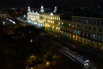 Fototapeta na wymiar Traffic trails in Havana