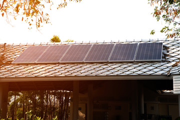 Solar power generation panel Installed on the roof of the residence Which is the most productive...