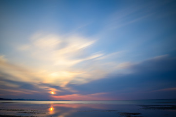 北海道サロマ湖の夕日