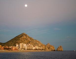 sun in the top with mountain