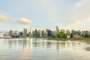 Fototapeta na wymiar Vancouver from Stanley Park