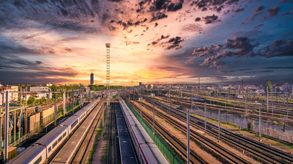 Obraz na płótnie Canvas Sunset Train Tracks