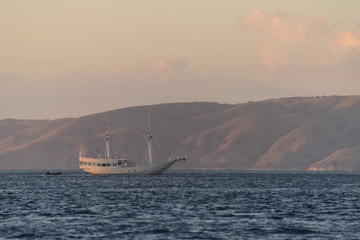 Komodo dawn