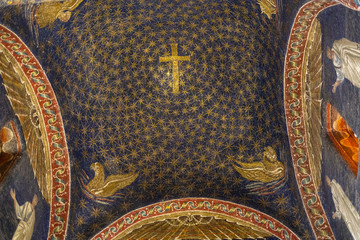 Fototapeta na wymiar The oldest and most perfect mosaic monument, empress Galla Placida Mausoleum, in Ravenna, Italy.