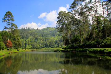 Fototapeta na wymiar Situ Cisanti, an upstream lake in the Citarum river that irrigates a number of tributaries in West Java