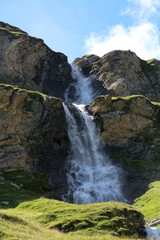 Fototapeta na wymiar Wasserfall Alpen-Österreich