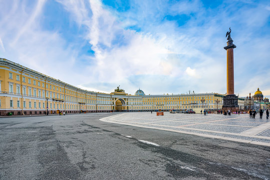 Winter Palace, Hermitage Museum and and Alexander column.  Saint Petersburg. Russia.