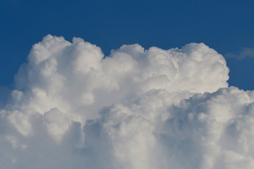 Wolkengebilde am Himmel