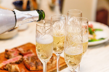 ホームパーテイーのシャンパン