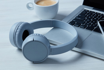 Obraz na płótnie Canvas Headphones on desk close up