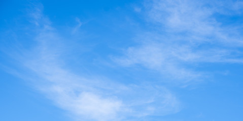Obraz premium Blue sky background with clouds