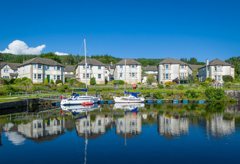 Obraz premium Small sailing boats in Ardrishaig. Crinan canal, Scotland.