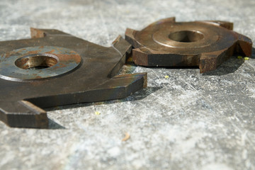 Milling cutters for metal on the metal surface.