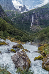 Wasserfall Kleivafossen Briksdalen Norwegen