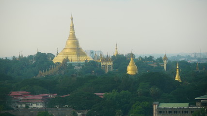 Naklejka premium panoramic view on famous Swedagon Pagoda, Yangon, Myanmar, Asia